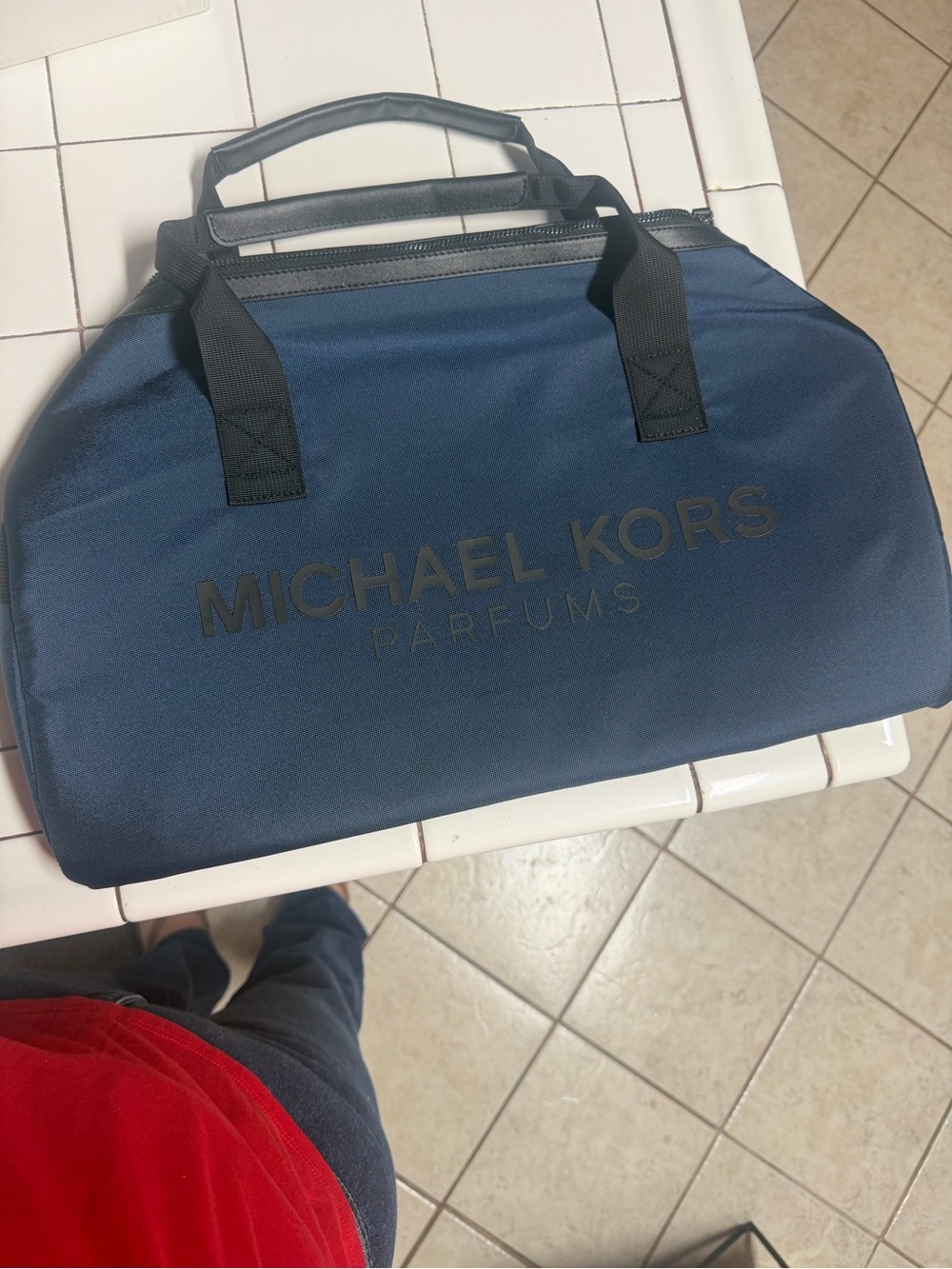 Michael Kors Navy Parfums Toiletry Travel Bag